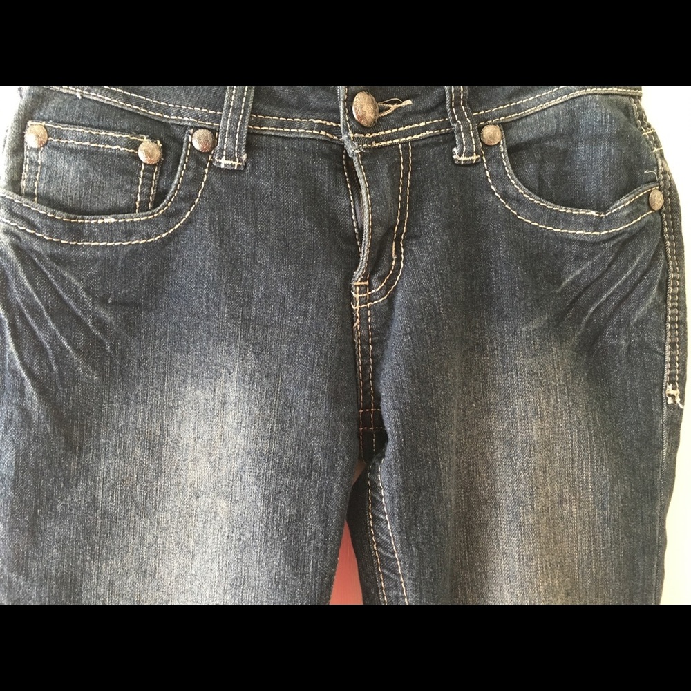 Women’s Boot Jeans - Picture 2 of 4